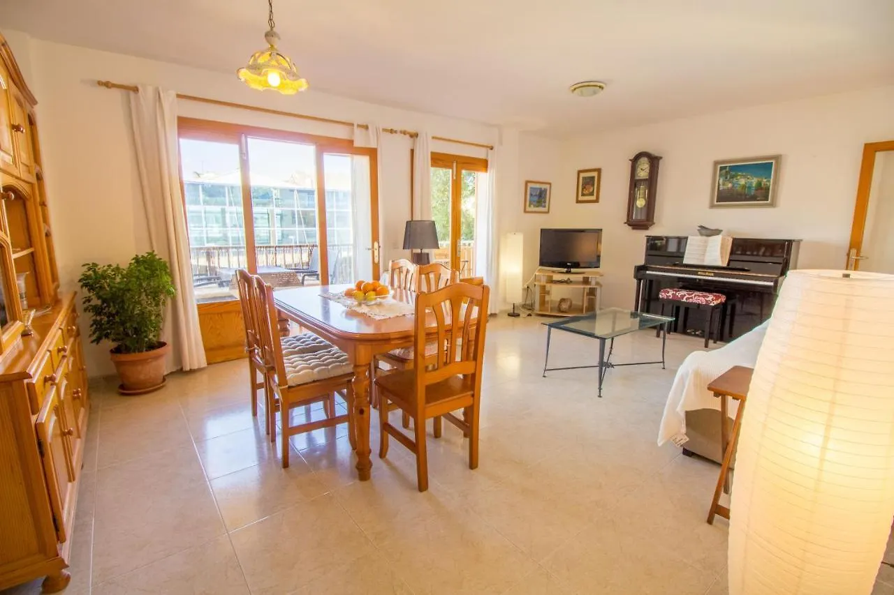 Lovely Apartment A Few Meters From The Beach Pollenca Spain